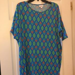 NWT Medium Irma Lularoe